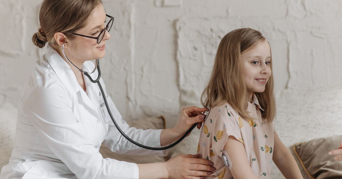 Controlli pediatrici senza stress: guida pratica alle visite mediche dei bambini