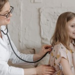 Controlli pediatrici senza stress: guida pratica alle visite mediche dei bambini