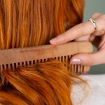 Capelli elettrici? 10 rimedi semplici per domarli subito (senza stress)