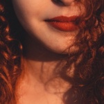 Ricci Perfetti: la Guida alla Crema che Definisce e Domina il Crespo