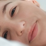 Segreti di Skincare per una Pelle Giovane: Routine, Attivi e Consigli che Funzionano